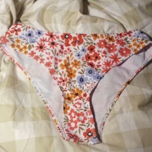 NWOT! Floral Bikini Bottoms